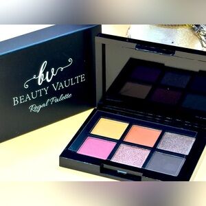 Nib Beauty vault ‘regal palette’ eyeshadow palette